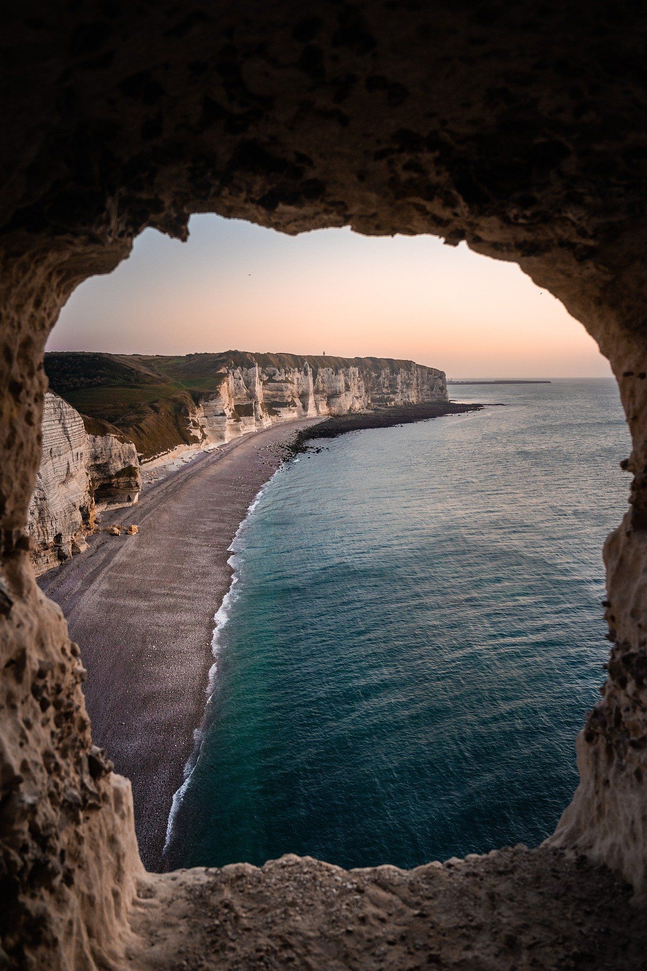 Falaise et plage d'Etretat