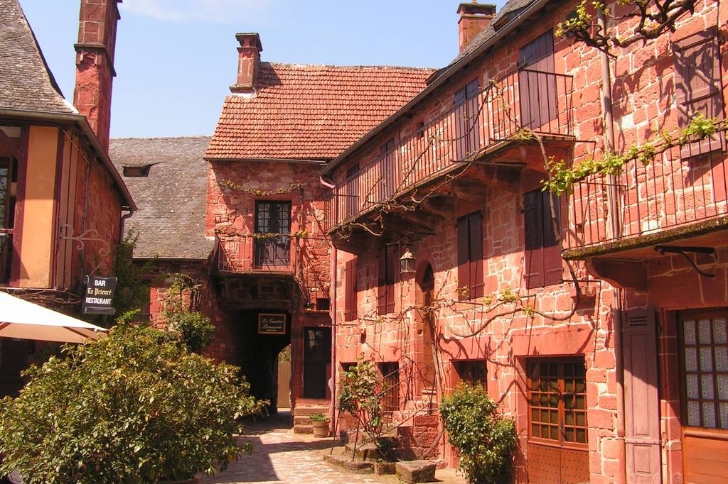 Village de Collonges-la-Rouge dans le Limousin